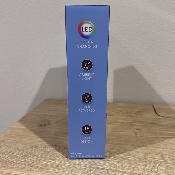 Colorways Smiley Face LED Night Light Room Wall Decor - Picture 3 of 4